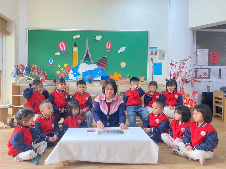 Trời rét dưới 10 độ, nhiều trường tại Hà Nội cho học sinh lùi giờ vào lớp- Ảnh 2.