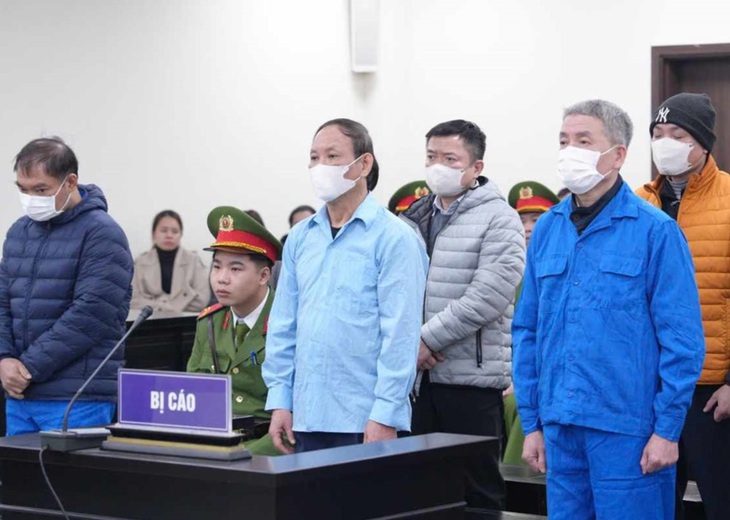 Cựu Giám đốc DN khai gì về số tiền hơn 24 tỷ hối lộ cựu chủ tịch NXB Giáo dục?- Ảnh 1. Cựu Giám đốc DN khai gì về số tiền hơn 24 tỷ hối lộ cựu chủ tịch NXB Giáo dục?- Ảnh 1.