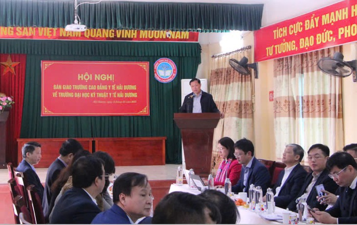 Bàn giao Trường Cao đẳng Y tế Hải Dương về Trường Đại học Kỹ thuật Y tế Hải Dương- Ảnh 1. Bàn giao Trường Cao đẳng Y tế Hải Dương về Trường Đại học Kỹ thuật Y tế Hải Dương- Ảnh 1.
