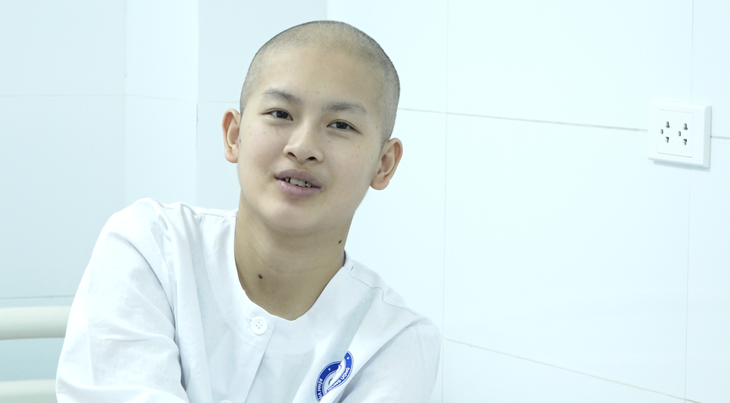 Thai phụ 18 tuổi can trường chiến đấu với ung thư buồng trứng, vỡ òa hạnh phúc được làm mẹ - Ảnh 2. Thai phụ 18 tuổi can trường chiến đấu với ung thư buồng trứng, vỡ òa hạnh phúc được làm mẹ - Ảnh 2.
