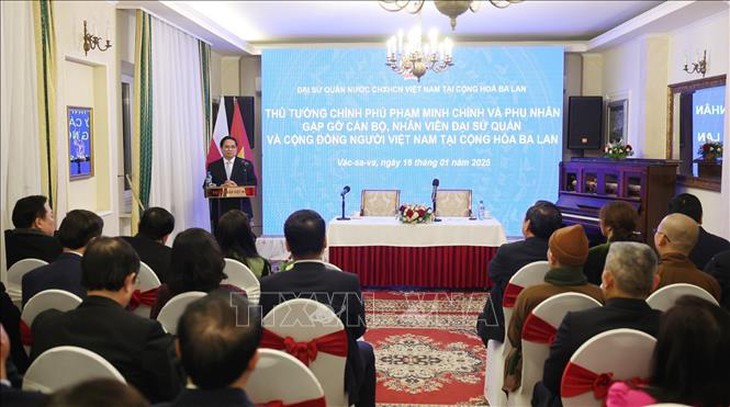 Thủ tướng Phạm Minh Chính gặp gỡ cộng đồng người Việt Nam tại Ba Lan- Ảnh 8.