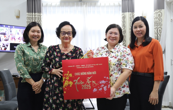 Thứ trưởng Nguyễn Tri Thức gặp mặt, chúc Tết Hội đồng Đạo đức trong nghiên cứu y sinh học quốc gia- Ảnh 4.