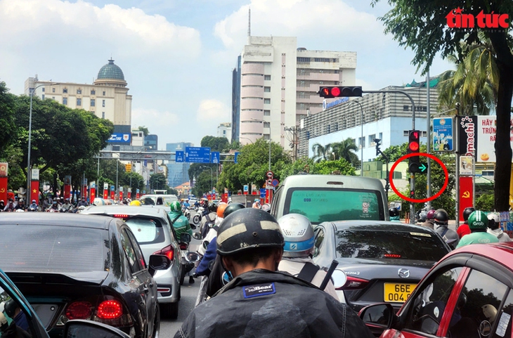 TP Hồ Chí Minh: Tai nạn giao thông giảm cả 3 tiêu chí sau khi triển khai Nghị định 168- Ảnh 2. TP Hồ Chí Minh: Tai nạn giao thông giảm cả 3 tiêu chí sau khi triển khai Nghị định 168- Ảnh 2.
