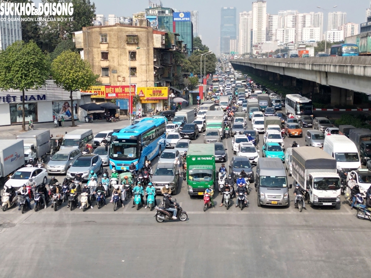 Nút giao Thanh Xuân đang 'quá tải' thế nào trước ngày 'đại phẫu'? - Ảnh 4. Nút giao Thanh Xuân đang 'quá tải' thế nào trước ngày 'đại phẫu'? - Ảnh 4.