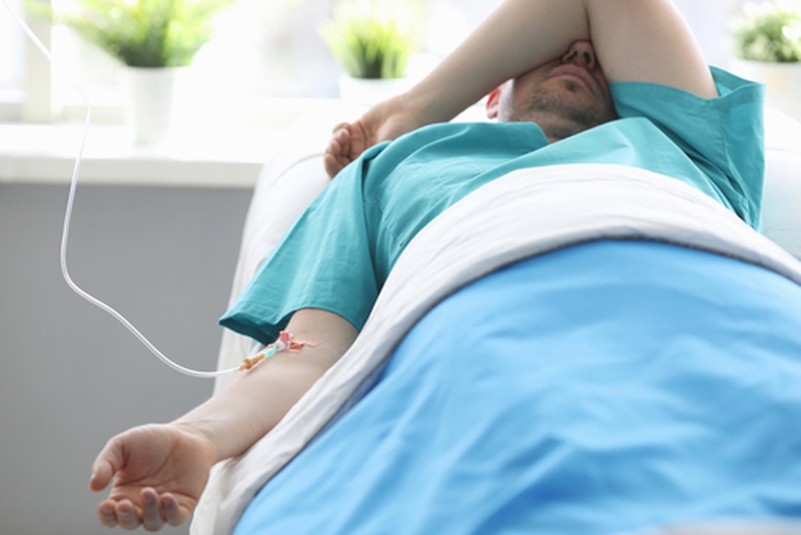 Xử trí ngộ độc rượu như thế nào?- Ảnh 3.