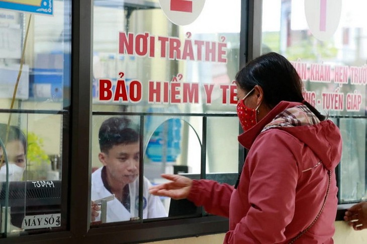 Bộ trưởng Bộ Y tế nói gì về phản ánh 'mua BHYT lần đầu phải 30 ngày sau mới được sử dụng là quá dài'?- Ảnh 1. Bộ trưởng Bộ Y tế nói gì về phản ánh 'mua BHYT lần đầu phải 30 ngày sau mới được sử dụng là quá dài'?- Ảnh 1.