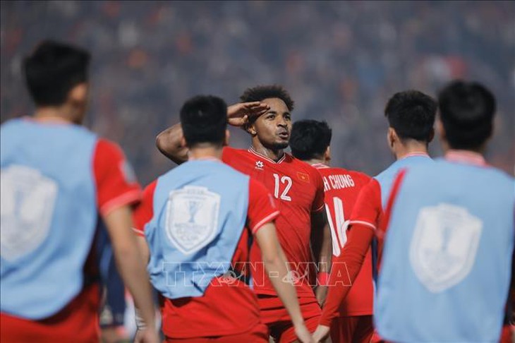 Chung kết lượt đi ASEAN Cup 2024: Xuân Son lập cú đúp, Việt Nam thắng Thái Lan 2-1- Ảnh 8. Chung kết lượt đi ASEAN Cup 2024: Xuân Son lập cú đúp, Việt Nam thắng Thái Lan 2-1- Ảnh 8.