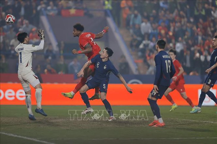 Chung kết lượt đi ASEAN Cup 2024: Xuân Son lập cú đúp, Việt Nam thắng Thái Lan 2-1- Ảnh 4. Chung kết lượt đi ASEAN Cup 2024: Xuân Son lập cú đúp, Việt Nam thắng Thái Lan 2-1- Ảnh 4.