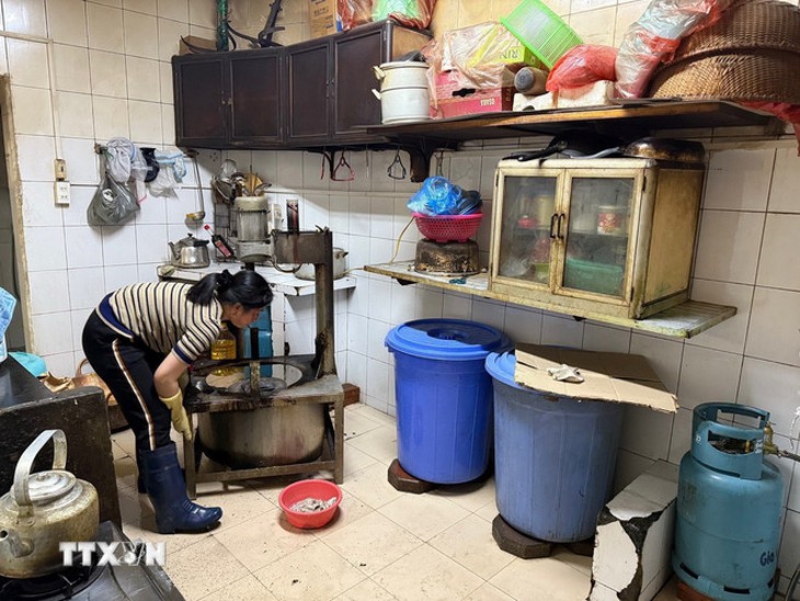 Hà Nội: Bánh cốm Nguyên Ninh tạm ngừng hoạt động vì vi phạm an toàn thực phẩm- Ảnh 2. Hà Nội: Bánh cốm Nguyên Ninh tạm ngừng hoạt động vì vi phạm an toàn thực phẩm- Ảnh 2.