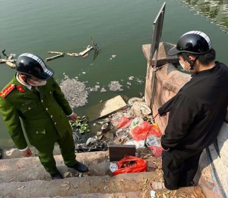 Phạt nặng hành vi làm ô nhiễm môi trường dịp Tết ông Công, ông Táo - Ảnh 1. Phạt nặng hành vi làm ô nhiễm môi trường dịp Tết ông Công, ông Táo - Ảnh 1.