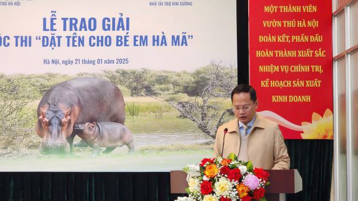 Bé hà mã trong Vườn thú Hà Nội có ‘tên khai sinh’ Mã Nam- Ảnh 1. Bé hà mã trong Vườn thú Hà Nội có ‘tên khai sinh’ Mã Nam- Ảnh 1.