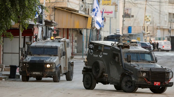 Israel mở chiến dịch quân sự lớn ở Bờ Tây sau lệnh ngừng bắn tại Dải Gaza- Ảnh 1.