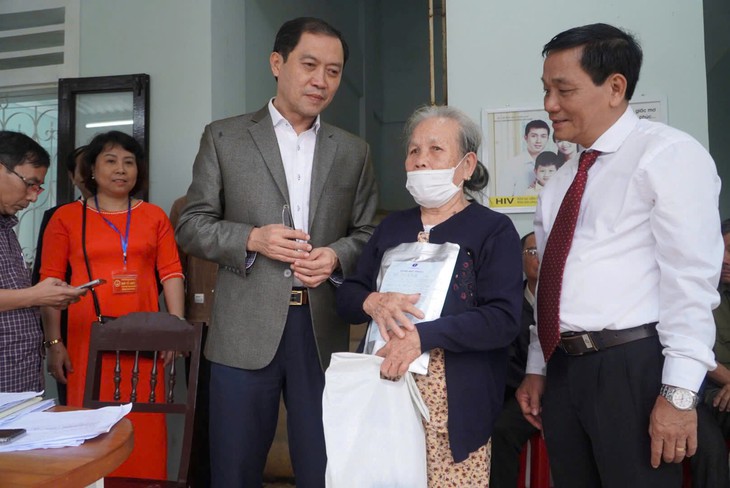 Phát triển ngành y tế Huế xứng tầm trung tâm y tế chuyên sâu của khu vực- Ảnh 2. Phát triển ngành y tế Huế xứng tầm trung tâm y tế chuyên sâu của khu vực- Ảnh 2.