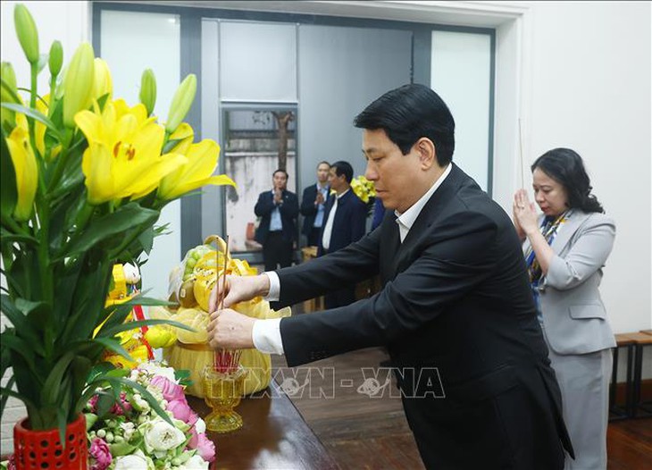 Chủ tịch nước Lương Cường chúc Tết, tri ân các đồng chí nguyên lãnh đạo Đảng, Nhà nước- Ảnh 1. Chủ tịch nước Lương Cường chúc Tết, tri ân các đồng chí nguyên lãnh đạo Đảng, Nhà nước- Ảnh 1.