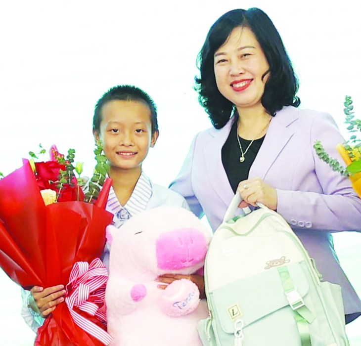 Ngành Y tế tiếp tục nâng cao tinh thần trách nhiệm, quyết tâm triển khai hiệu quả nhiệm vụ được giao- Ảnh 3. Ngành Y tế tiếp tục nâng cao tinh thần trách nhiệm, quyết tâm triển khai hiệu quả nhiệm vụ được giao- Ảnh 3.