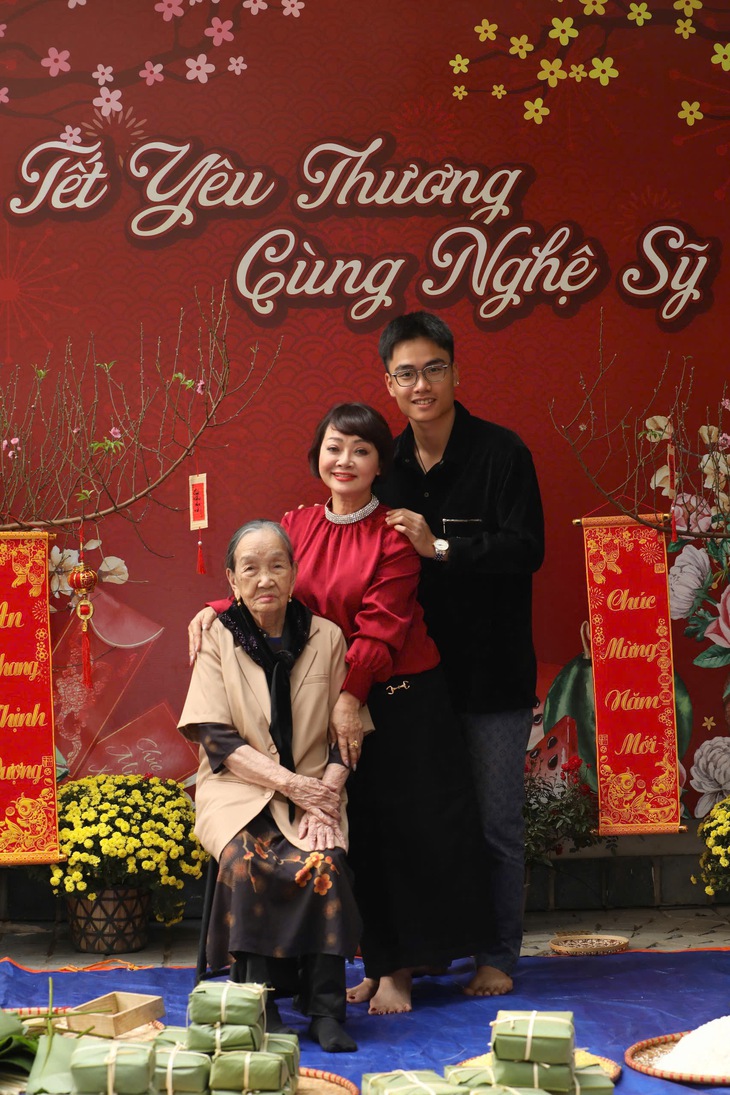 Không khí Tết rộn ràng nhà nghệ sĩ Trà My- Ảnh 8. Không khí Tết rộn ràng nhà nghệ sĩ Trà My- Ảnh 8.