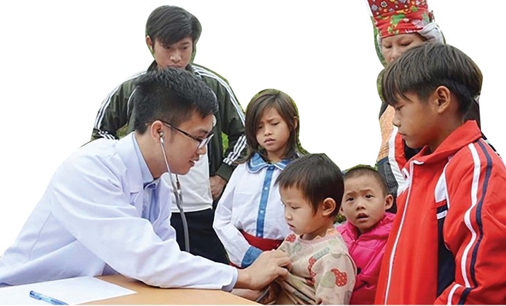 Kỷ niệm 70 năm Ngày Thầy thuốc Việt Nam (27/2/1955 - 27/2/2025): Y tế Việt Nam đồng hành cùng đất nước- Ảnh 1. Kỷ niệm 70 năm Ngày Thầy thuốc Việt Nam (27/2/1955 - 27/2/2025): Y tế Việt Nam đồng hành cùng đất nước- Ảnh 1.