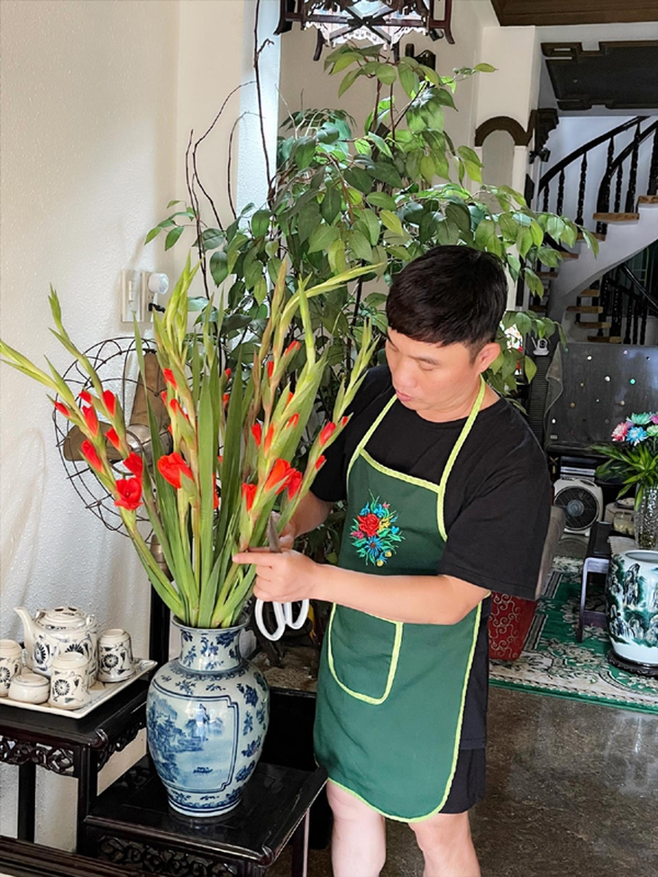 Nam ca sĩ gốc Huế nổi tiếng Nam ca sĩ gốc Huế nổi tiếng