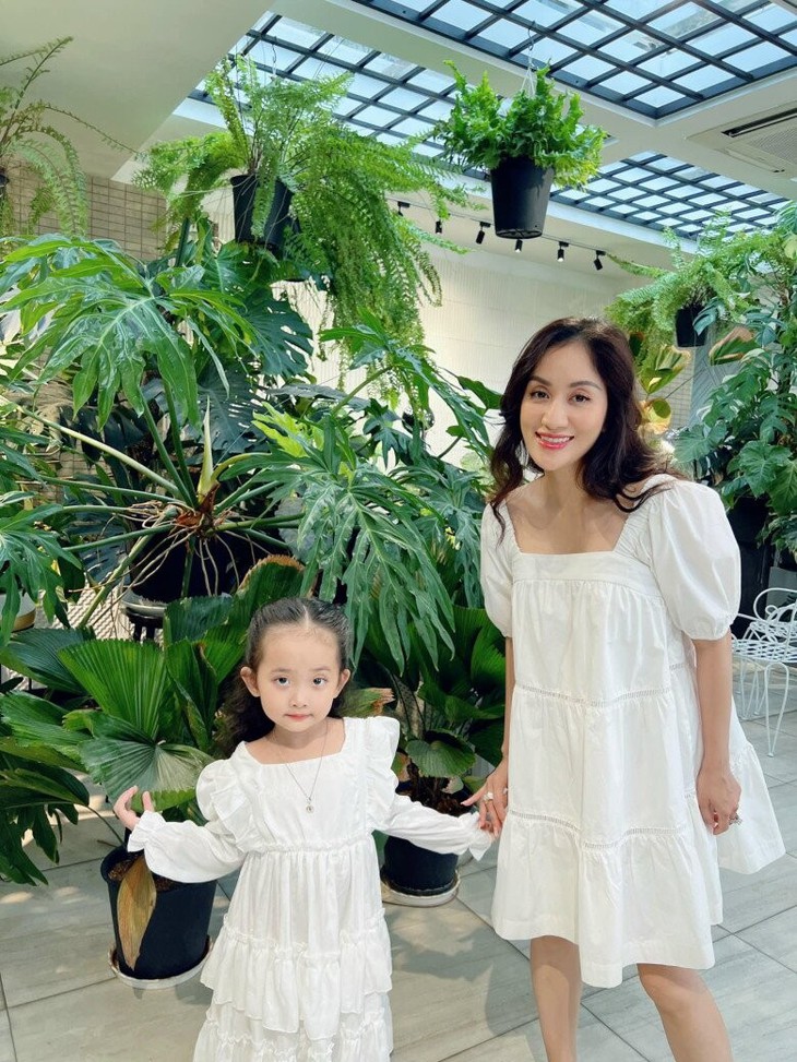 Khánh Thi Phan Hiển khoe biệt thự được trang trí Tết hoành tráng- Ảnh 14. Khánh Thi Phan Hiển khoe biệt thự được trang trí Tết hoành tráng- Ảnh 14.