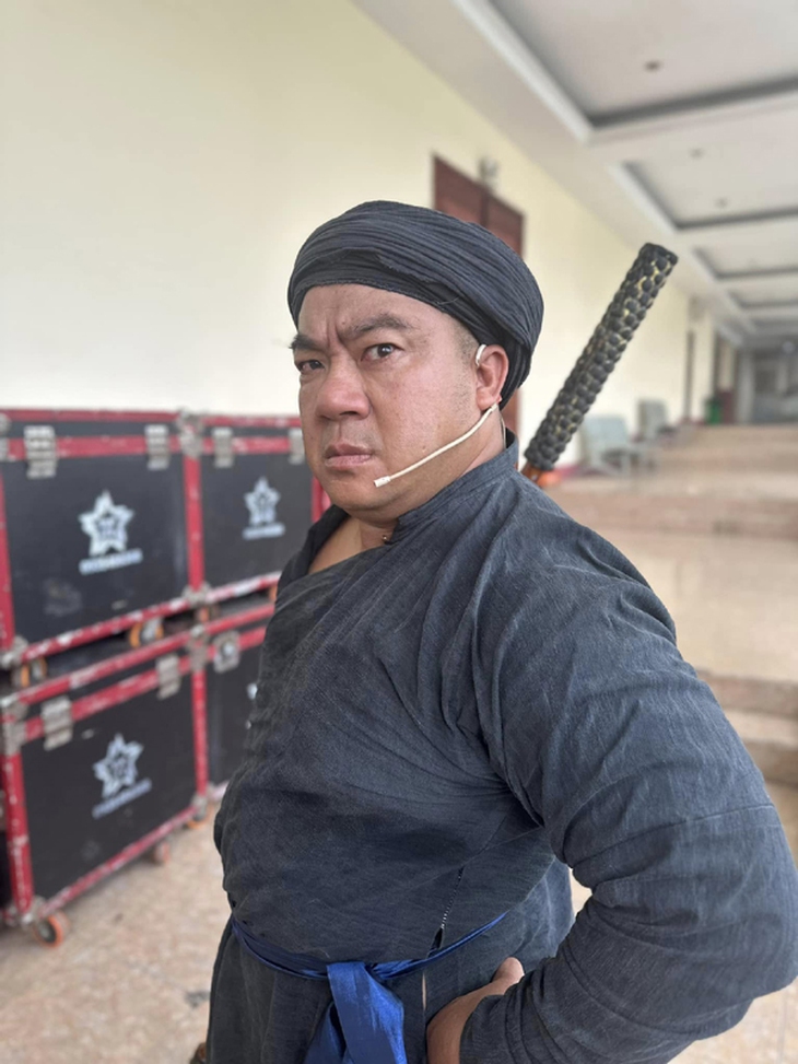 Sao Việt tuổi Tỵ: Nam diễn viên phim 'Bỗng dưng muốn khóc' có hôn nhân đời thực bình yên- Ảnh 3. Sao Việt tuổi Tỵ: Nam diễn viên phim 'Bỗng dưng muốn khóc' có hôn nhân đời thực bình yên- Ảnh 3.