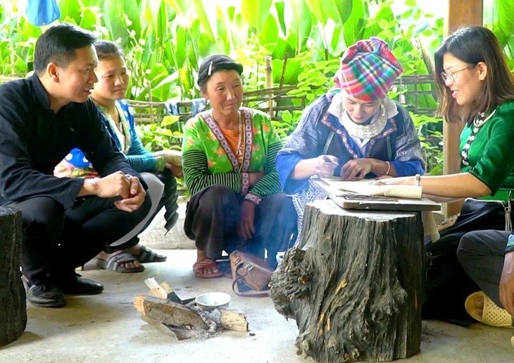 Loạt chế độ cực hấp dẫn khi cán bộ, công chức, viên chức tăng cường đi công tác ở cơ sở- Ảnh 1. Loạt chế độ cực hấp dẫn khi cán bộ, công chức, viên chức tăng cường đi công tác ở cơ sở- Ảnh 1.