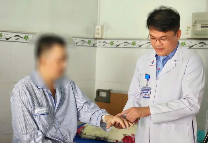 Những lưu ý khi tiêm collagen vào khớp- Ảnh 1.