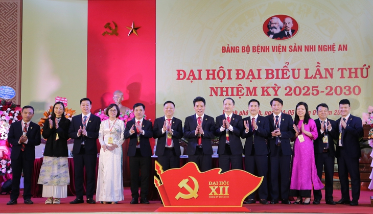Nỗ lực đưa Bệnh viện Sản nhi Nghệ An phát triển toàn diện, chuyên sâu- Ảnh 6. Nỗ lực đưa Bệnh viện Sản nhi Nghệ An phát triển toàn diện, chuyên sâu- Ảnh 6.