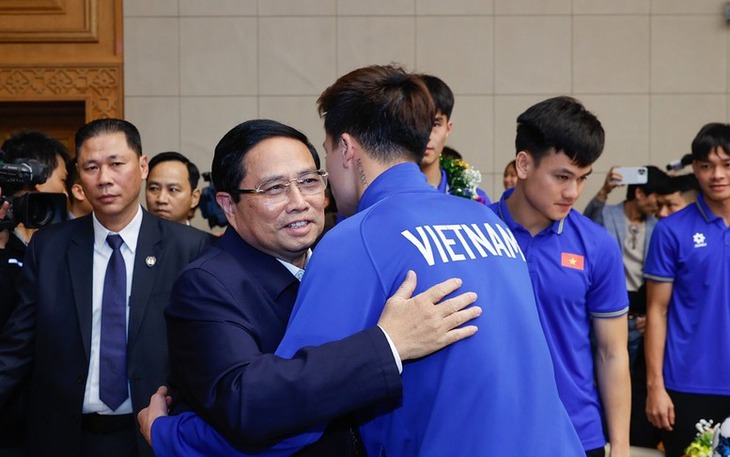 Thủ tướng cảm ơn các cầu thủ Đội tuyển Việt Nam vì "một chiến thắng ngọt ngào"
