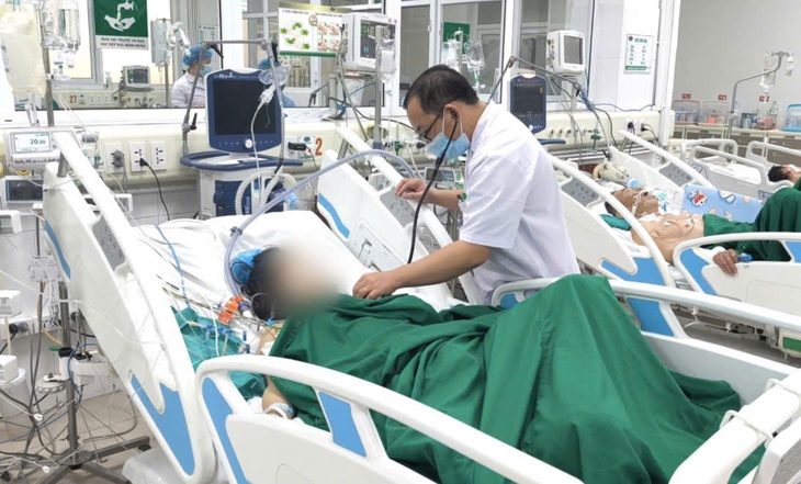 Phát hiện ký sinh trùng sốt rét dày đặc trong máu sau chuyến công tác nước ngoài- Ảnh 1. Phát hiện ký sinh trùng sốt rét dày đặc trong máu sau chuyến công tác nước ngoài- Ảnh 1.
