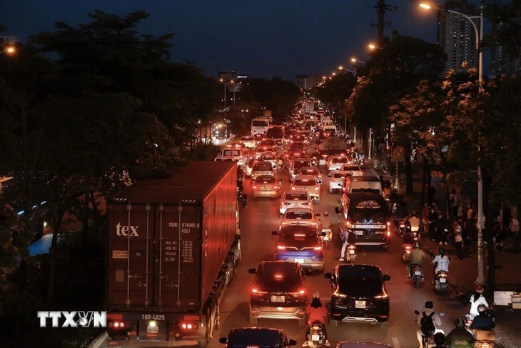 Hà Nội sắp xây thêm 5 cầu vượt nhẹ để giải quyết ùn tắc tại các nút giao lớn- Ảnh 1. Hà Nội sắp xây thêm 5 cầu vượt nhẹ để giải quyết ùn tắc tại các nút giao lớn- Ảnh 1.
