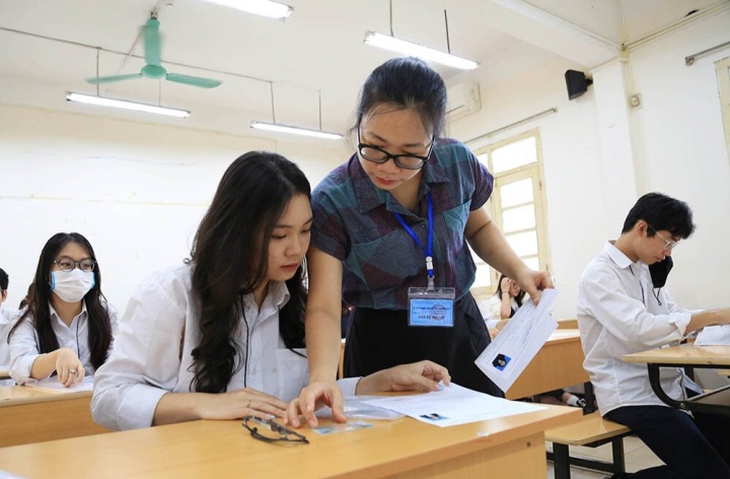 Năm nay, đối tượng nào được tuyển thẳng, cộng điểm ưu tiên vào lớp 10?- Ảnh 1.