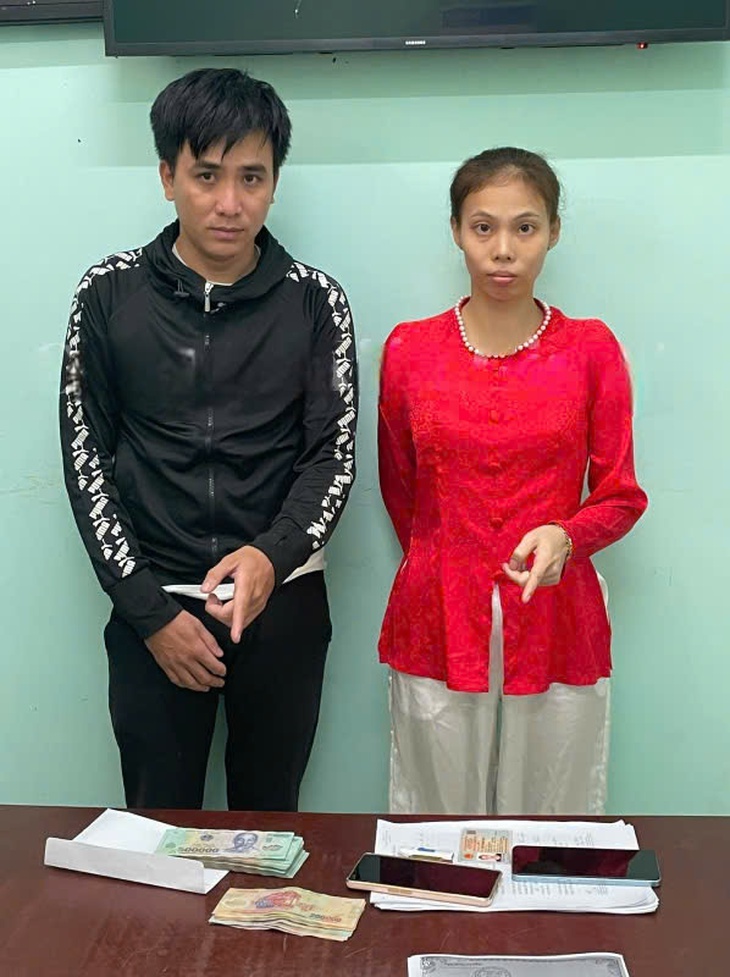 Vợ dọa tung video nhạy cảm của chồng và nhân tình để chiếm đoạt 70 triệu đồng- Ảnh 1. Vợ dọa tung video nhạy cảm của chồng và nhân tình để chiếm đoạt 70 triệu đồng- Ảnh 1.