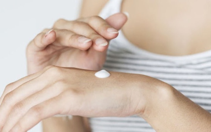 Thu hồi, tiêu hủy kem mờ vết nám dưỡng da chống nắng nhãn hàng Sứ Tiên kém chất lượng