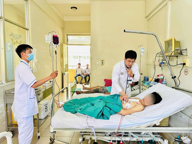 Bệnh nhân bị vỡ tim thoát khỏi cửa tử sau cuộc phẫu thuật thành công- Ảnh 2.