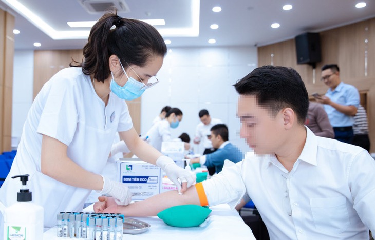 Cảnh báo cao huyết áp, tiểu đường ngày càng mắc nhiều ở người trẻ- Ảnh 2.