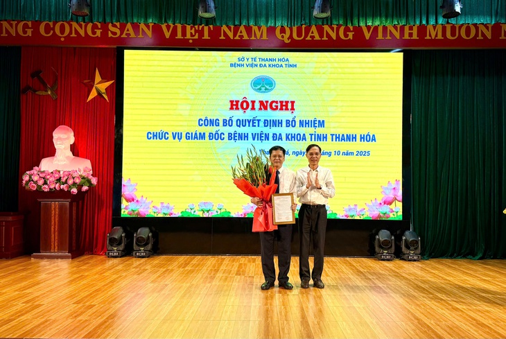 Công bố Quyết định bổ nhiệm Giám đốc Bệnh viện Đa khoa tỉnh Thanh Hóa- Ảnh 2.
