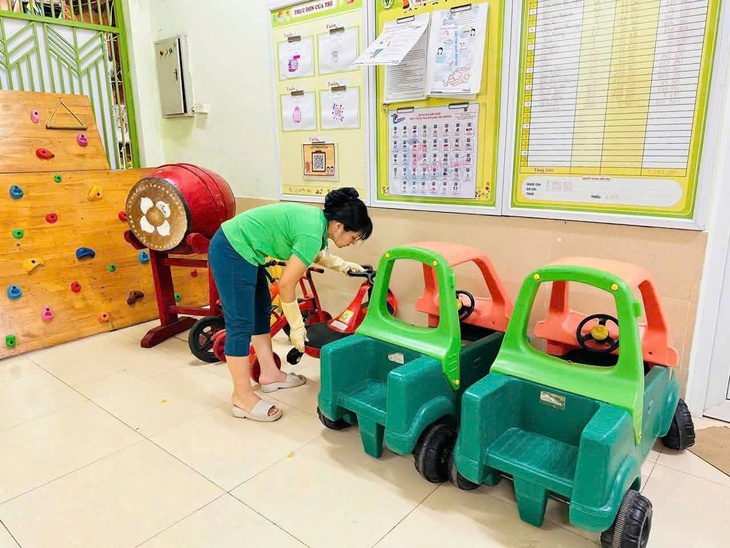 Học sinh Hà Nội trở lại trường sau ngập lụt: 3 yêu cầu an toàn từ Sở GD&ĐT- Ảnh 1. Học sinh Hà Nội trở lại trường sau ngập lụt: 3 yêu cầu an toàn từ Sở GD&ĐT- Ảnh 1.