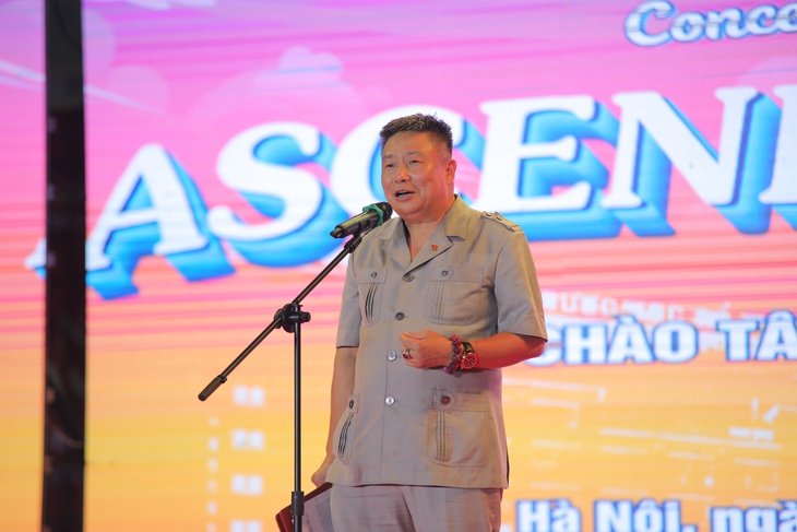 Hơn 1.000 tân sinh viên Học viện Y - Dược học cổ truyền Việt Nam chính thức bước vào hành trình thầy thuốc tương lai- Ảnh 1.
