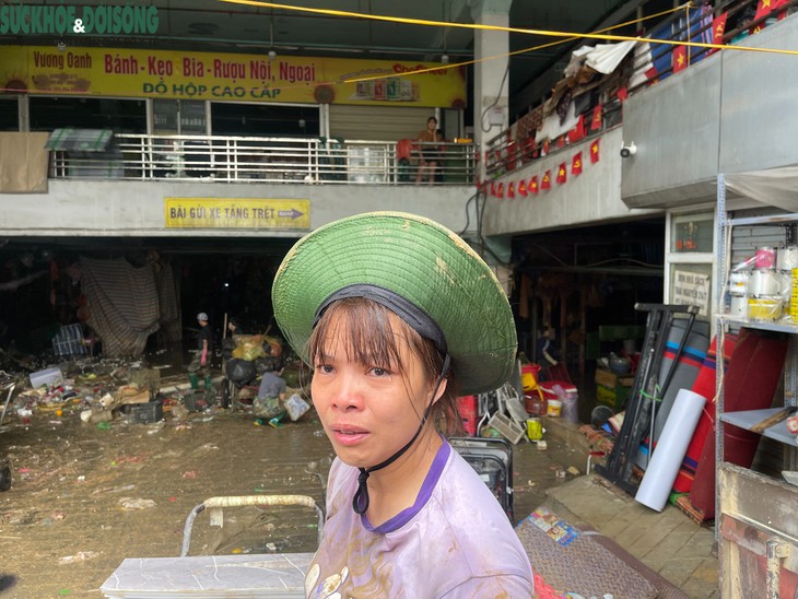 Thái Nguyên sau ngập lụt: Tiểu thương khóc ròng giữa bùn đất, thiệt hại hàng tỷ đồng- Ảnh 6.