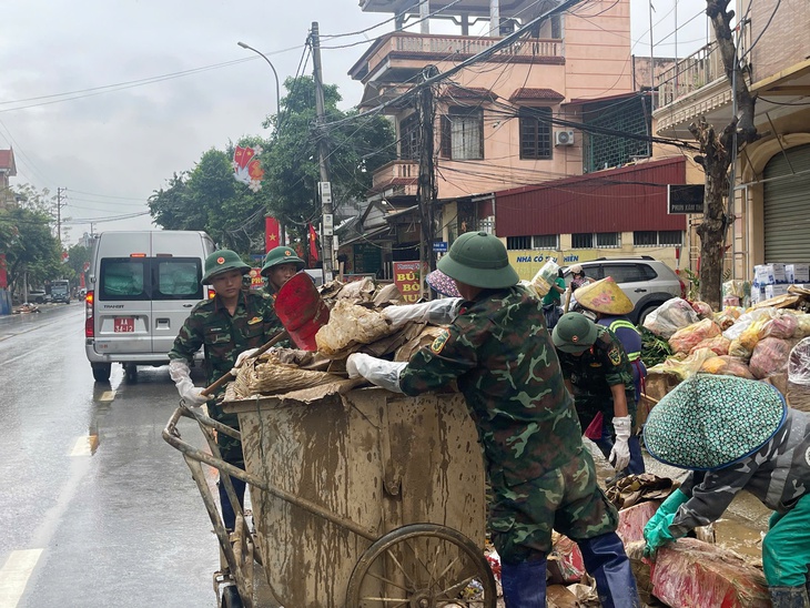 Nước rút, Thái Nguyên ngổn ngang sau lũ- Ảnh 13.