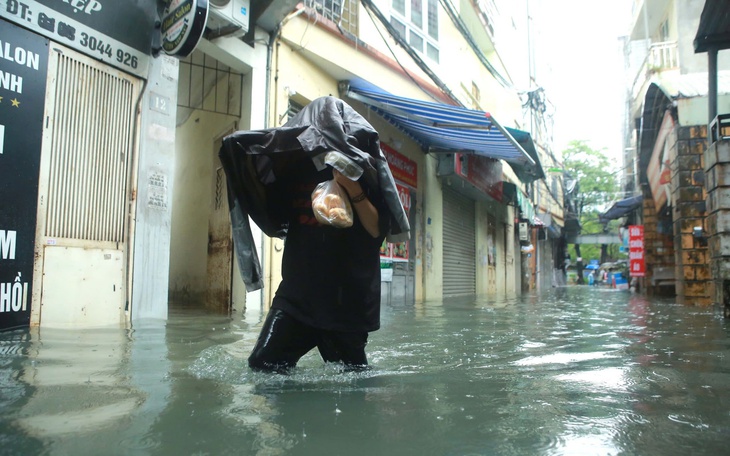 Chuyên gia cảnh báo miền Trung sắp hứng một đợt mưa lũ cực lớn- Ảnh 3.