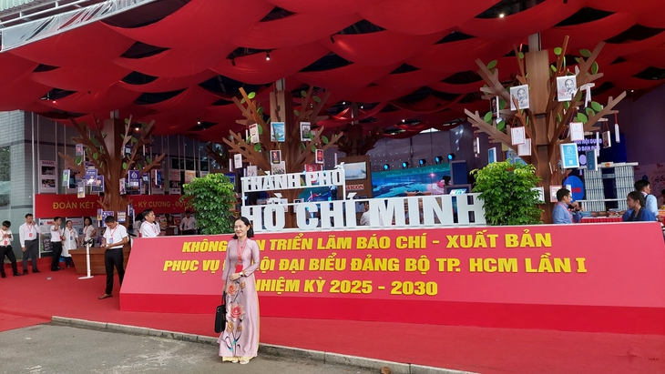 TPHCM tổng kết 50 năm văn học – nghệ thuật: Hành trình sáng tạo đậm nghĩa tình và khát vọng vươn lên- Ảnh 1.