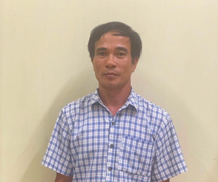 Tạm giữ hình sự người đàn ông tấn công, cầm bút đe dọa 'chọc vào mặt' nữ bác sĩ- Ảnh 1.