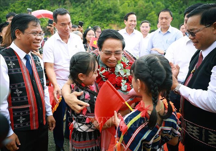 Thủ tướng Phạm Minh Chính dự Lễ khởi công trường học tại xã biên giới của Đà Nẵng- Ảnh 8.
