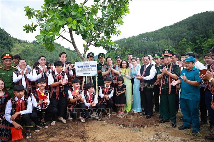 Thủ tướng Phạm Minh Chính dự Lễ khởi công trường học tại xã biên giới của Đà Nẵng- Ảnh 3.