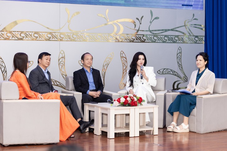 Doanh nhân Trần Thị Trúc Phuơng: Lan tỏa tri thức – Gieo mầm tương lai- Ảnh 2.