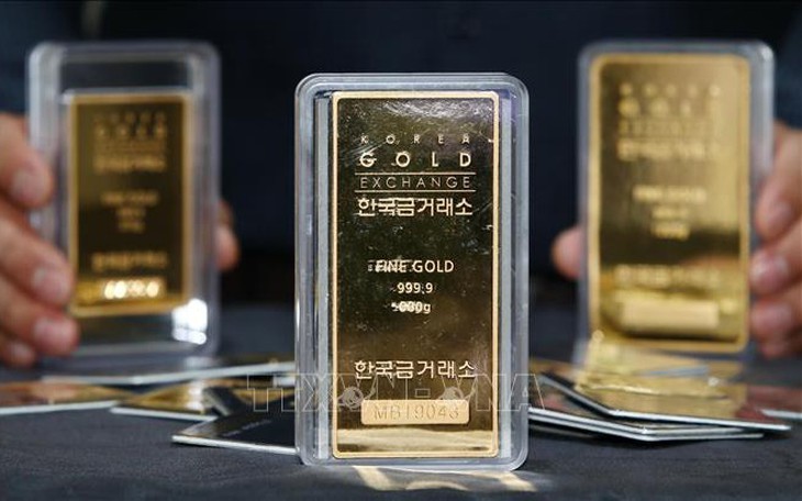 Giá vàng thế giới tiếp tục phá ngưỡng 4.300 USD/ounce