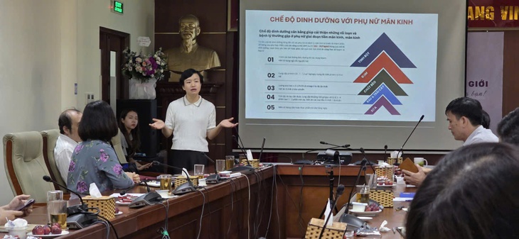 Hàng triệu phụ nữ Việt Nam đối mặt với các triệu chứng của rối loạn tiền mãn kinh- Ảnh 2.