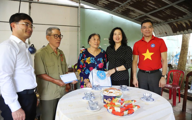 Ngành y tế triển khai nhiều hoạt động thiết thực hưởng ứng các phong trào thi đua yêu nước