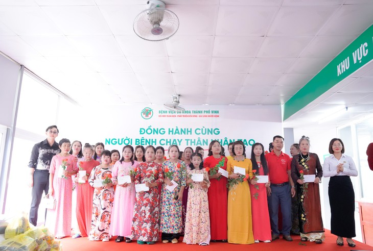 Một ngày đặc biệt của những người phụ nữ gắn đời mình với máy chạy thận- Ảnh 5.
